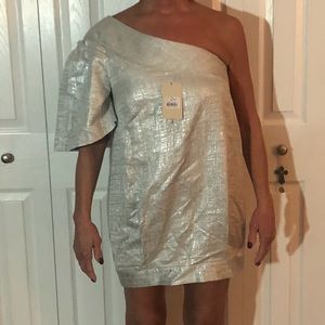 🔥 NWT MB silver dress 👗 🔥